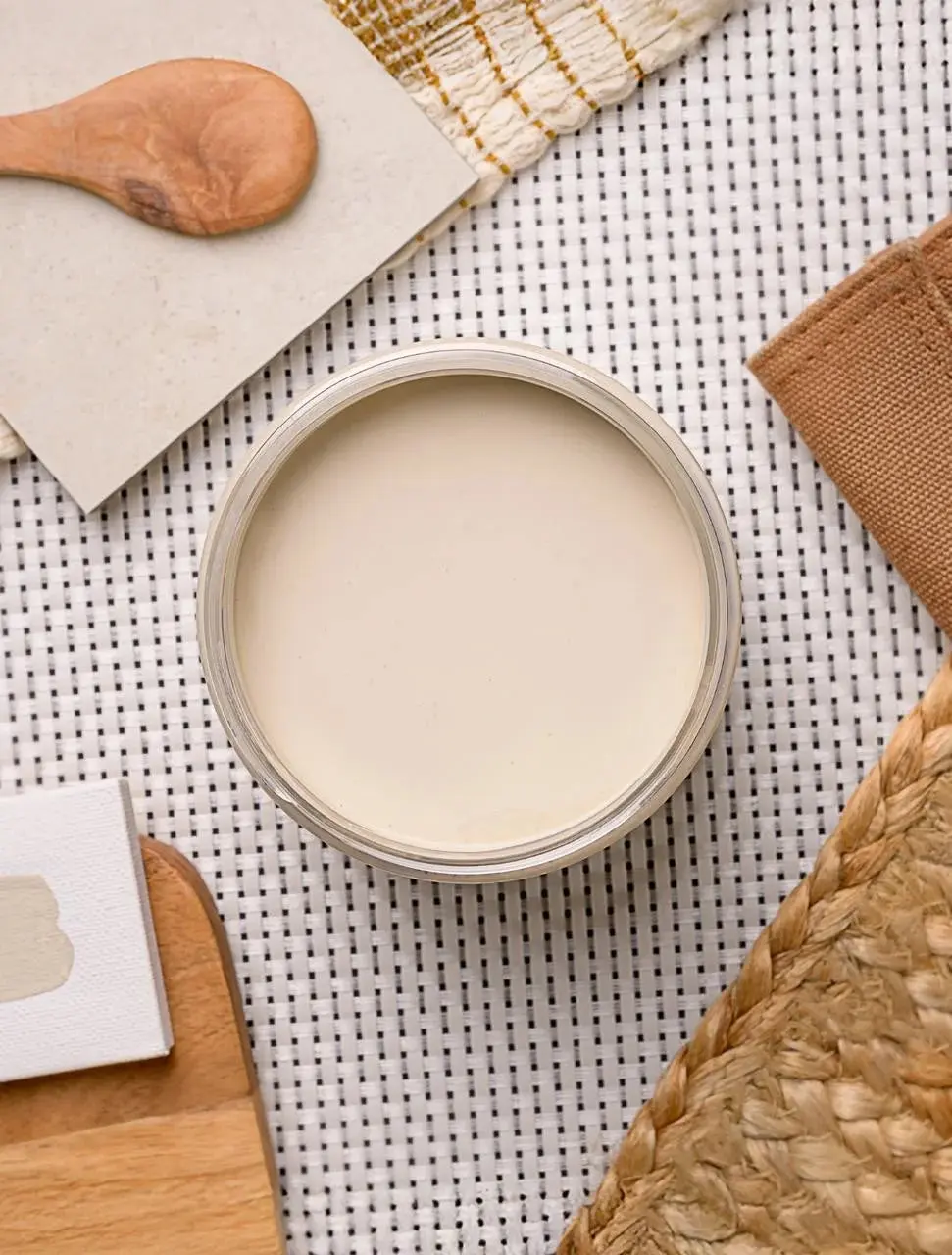 Ecru- Dixie Belle Chalk Mineral Paint Ecru- Dixie Belle Chalk Mineral Paint