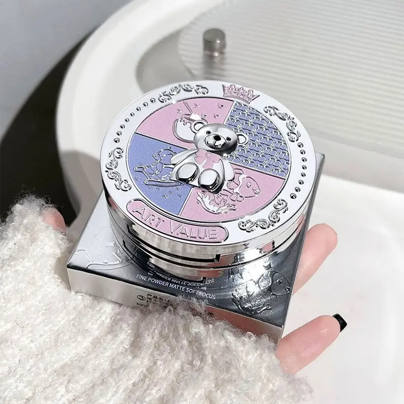 Bear Knight Soft Focus Pressed Base Powder | Soft-Focus Matte Setting Powder, Face Pressed Powder, Base Texture Powder, No Fallout, Exquisite Embossed Design, Suitable for All Skin Tones, Makeup