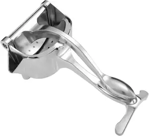 Portable Manual Fruit Juicer Lemon O Squeezer Extractor Squeezing Tool Aluminum Portable Manual Fruit Juicer Lemon O Squeezer Extractor Squeezing Tool Nozzle Engineered