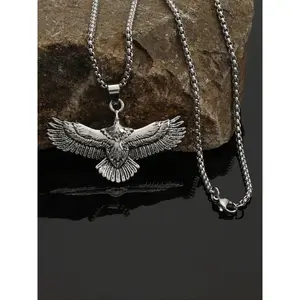Vintage Falcon Pendant Necklace Trendy Fashion Feather Eagle Necklace Unisex Party Jewelry Gift for Valentine's Day Mother's Day Father's Day Birthday