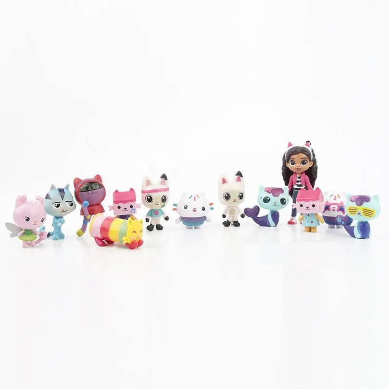 Gabby's Dollhouse, Deluxe Figure Gift Set with 13 Toy Figures and