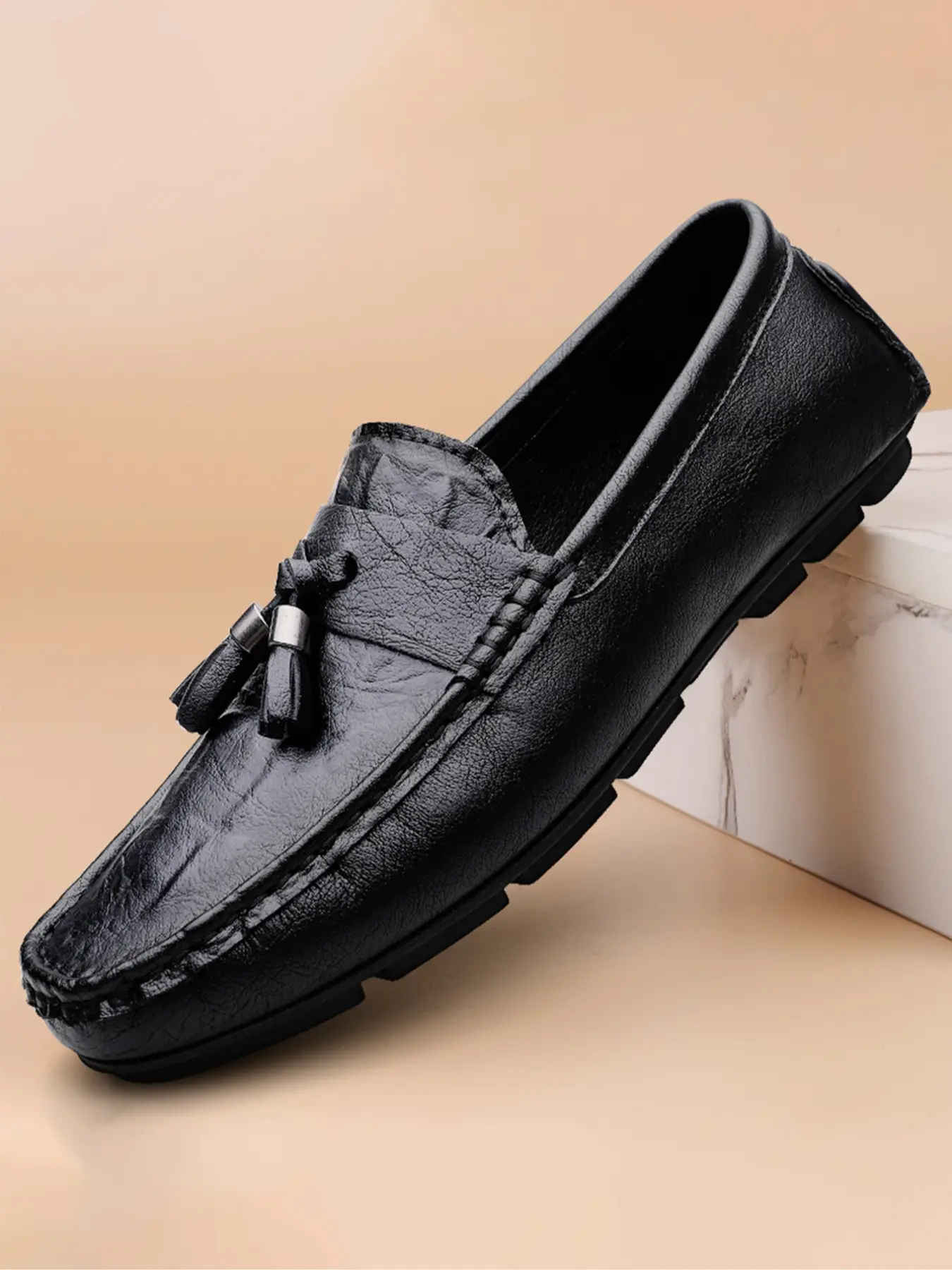Men's High-End Cowhide Leather Shoes, Anti-Slip Lightweight Driving Boat Shoes, Business Style Slip-Ons for All Seasons, Casual Loafers