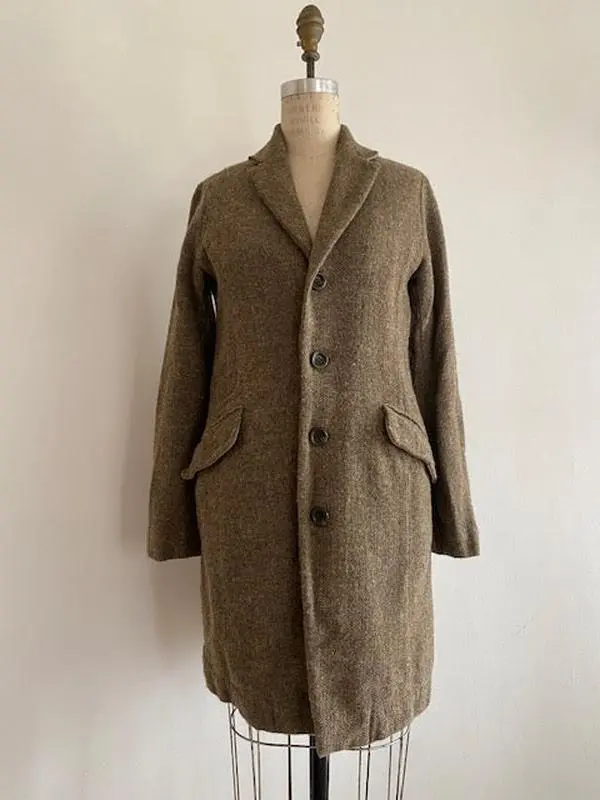 Pas de Calais Wool 4-Button Fitted Blazer — Light Brown Herringbone | Size Small