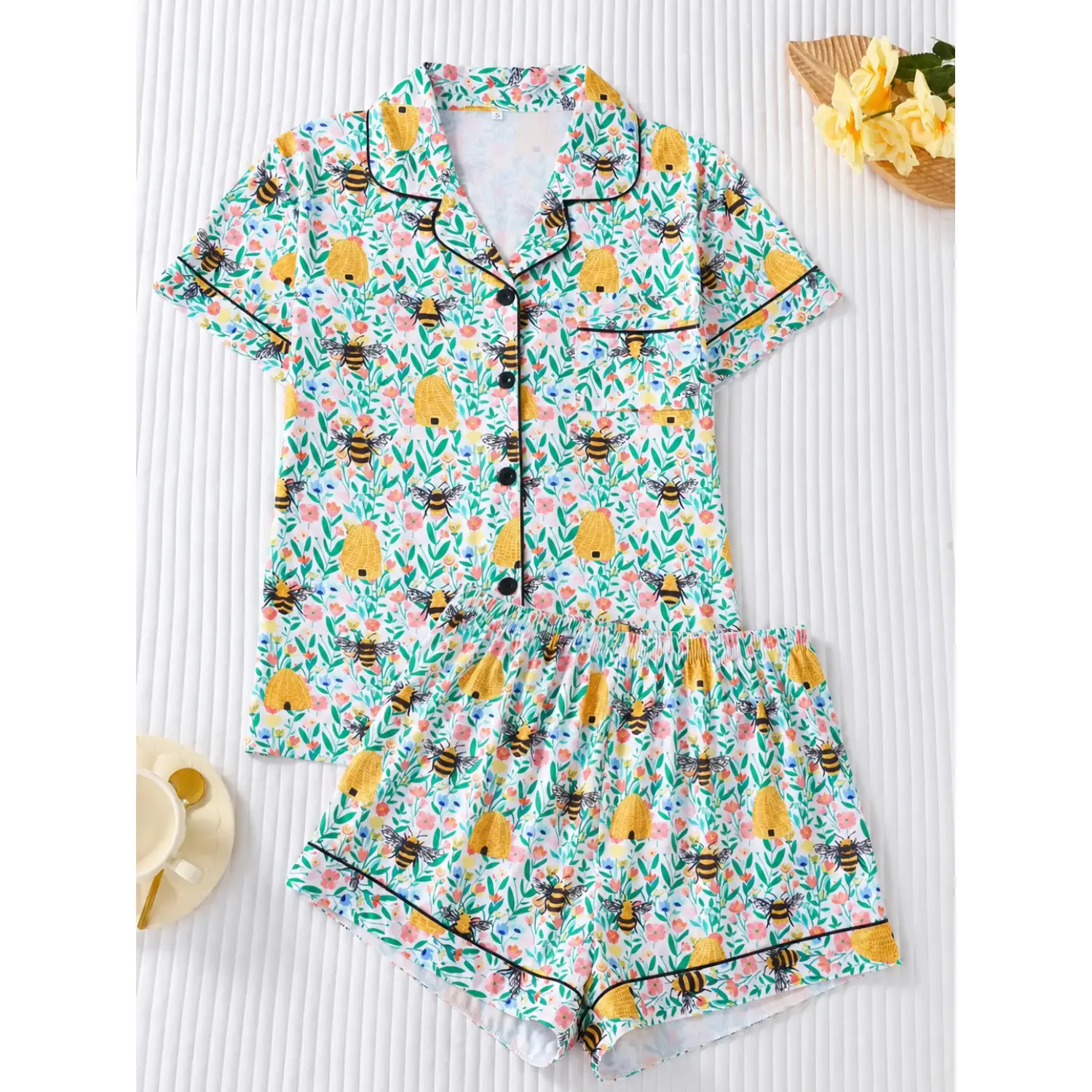 Women's Beehive Print Pajama Set - Short Sleeve Button-Up Top & Elastic Waist Shorts, Casual Loungewear for All Seasons, Slim Fit