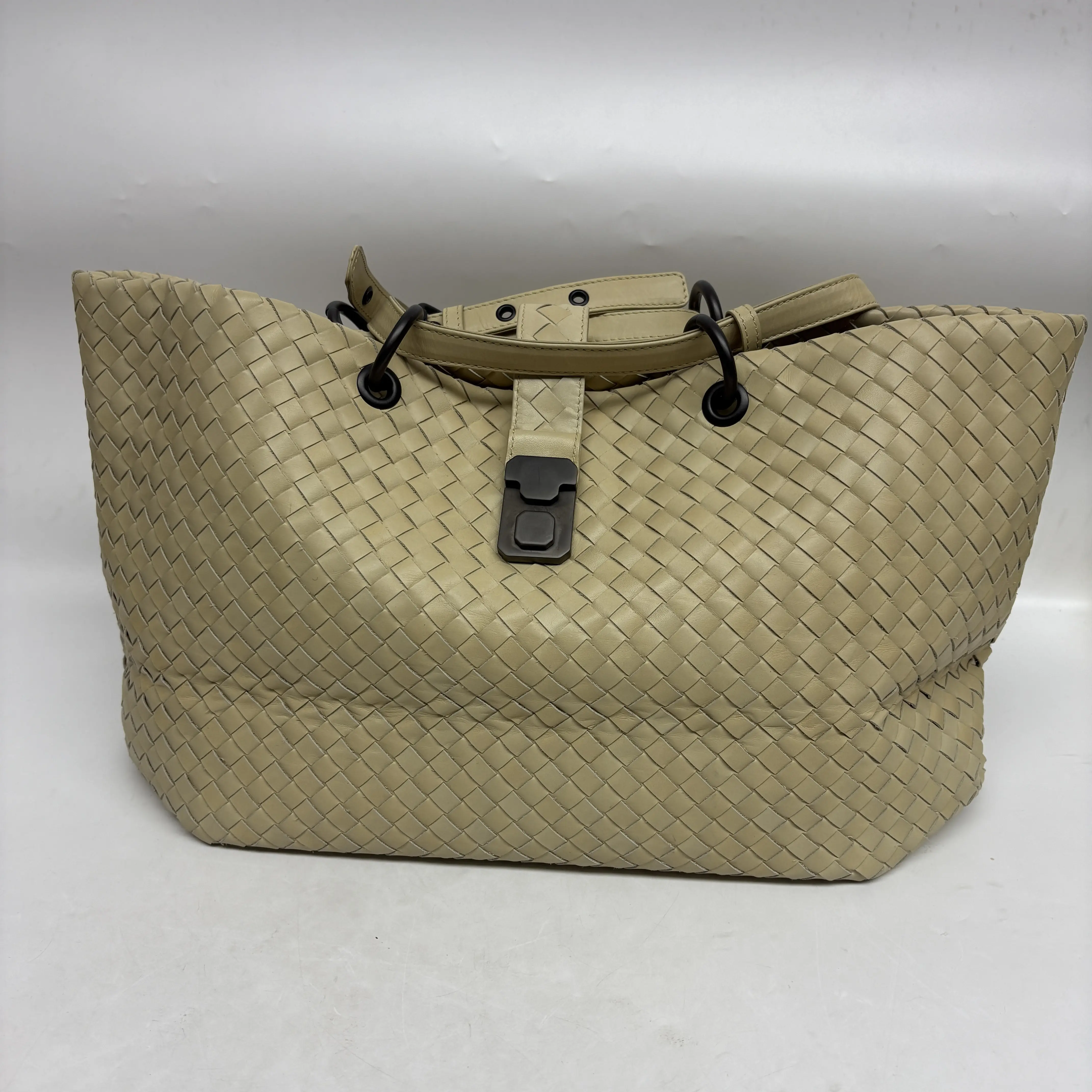 Pre-owned Calfskin Tote Bags Bottega Venata Pastal Yellow Tote