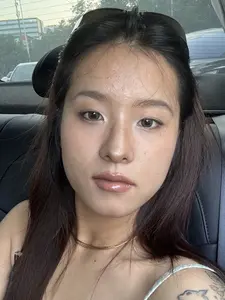 Before photo of the host using the eyelash serum