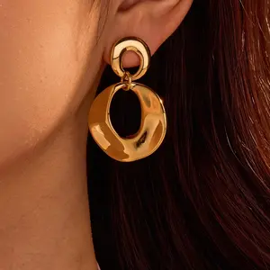 Coastal Gold Shell Drop Earrings – Boho Chic Seashell Statement Jewelry