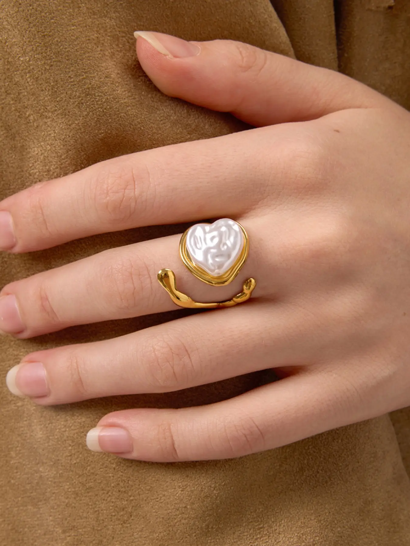 Ladies Ring Pearl Rings Heart Shaped Pearl Hammer Pattern Adjustable Opening Stainless Steel 18k Gold Plated Waterproof And Anti Allergy Baroque Style Elegant And Romantic Jewelry