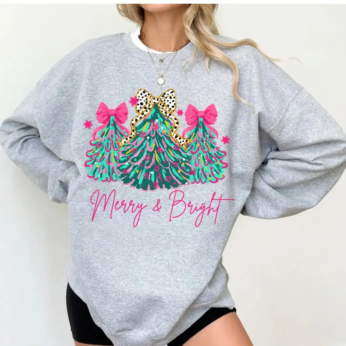 Women's Pink Christmas Pullover Sweatshirt - Cute Crewneck with Merry & Bright Xmas Tree, Festive Bow Lights for Moms