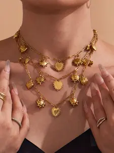 Women's Stainless Steel Necklace Set, Hollow Sun Heart Strawberry Pendant Chain, Plated Jewelry Gift for Women, Heart Shaped Necklace, Elegant Necklace