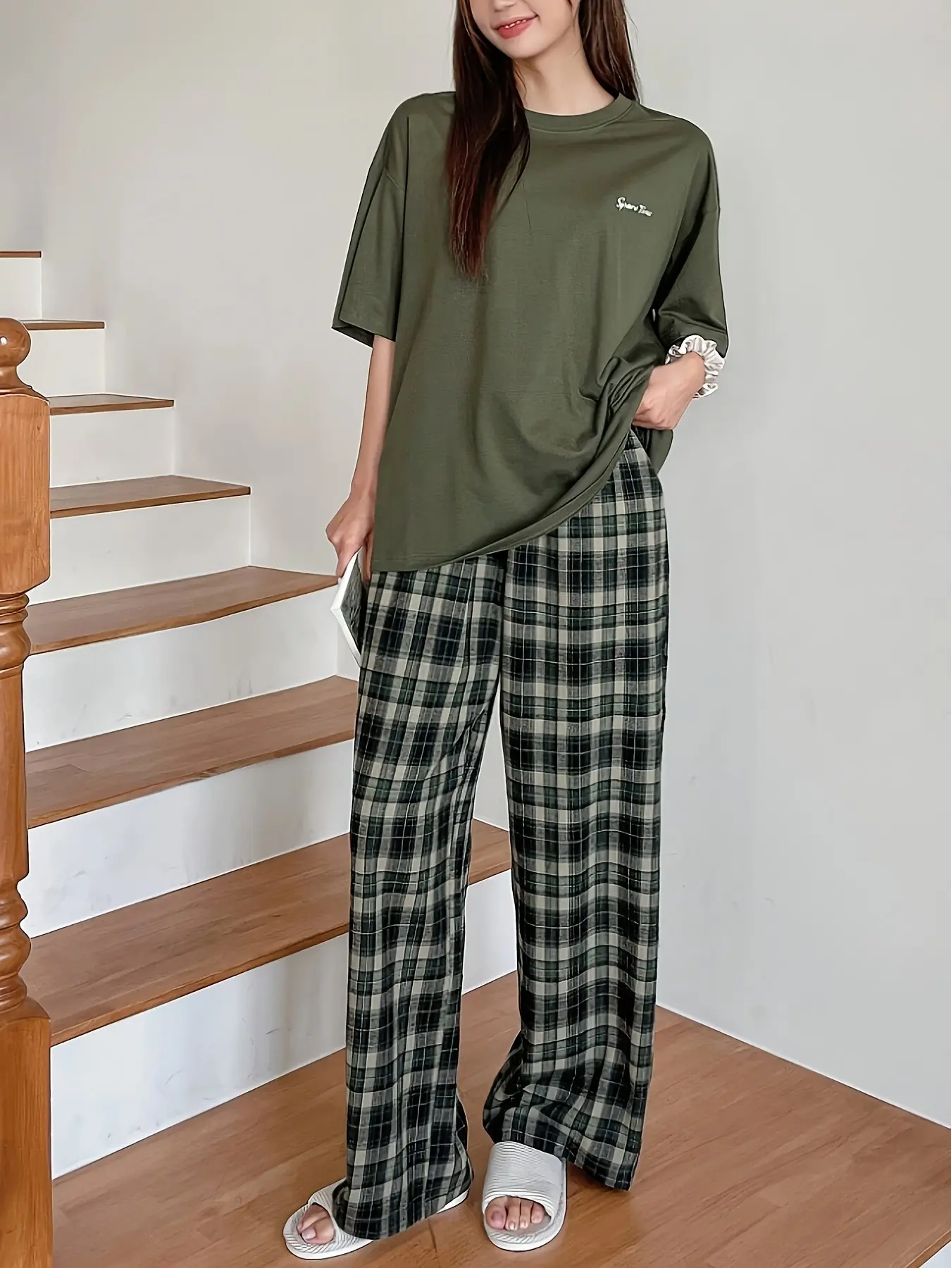 Olive Green Loose Crew Neck Short-Sleeve Top & Elastic-Waist Plaid Wide-Leg Sleep Pants, Lazy Style Autumn Winter Loungewear Women Pajama Set Pyjamas Pjs Matching Sleepwear Loungewear Pajamas Set