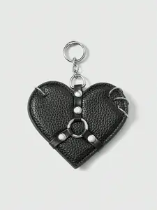 Punk Gothic Heart Rivet Ring Buckle Keychain, Multifunctional Bag Pendant, Suitable for Daily Use, Shopping, Dating