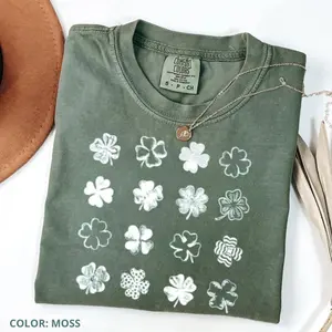 Comfort Colors Patrick’s Day Shamrocks St Patrick’s Day T Shirt, Shamrock Unisex T Shirt for Women, Lucky St Paddy’s Day Outfit, Cute Green Holiday Casual Wear Gift