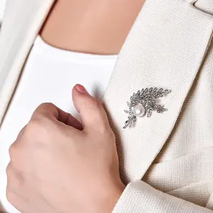 Elegant Pearl Freshwater pearl Brooch Pin Set for daily wear office wear