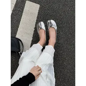 2026 new horseshoe shoes for spring season, single shoes for women, high-end sense, niche French boat shoes, split toe flat bottom