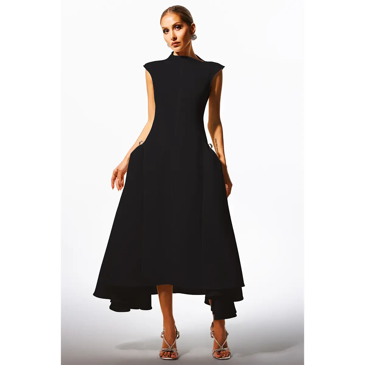 Women's BellaBarnett Chic Lady Formal Paca Choker Sleeveless Basic Fit Maxi Dress