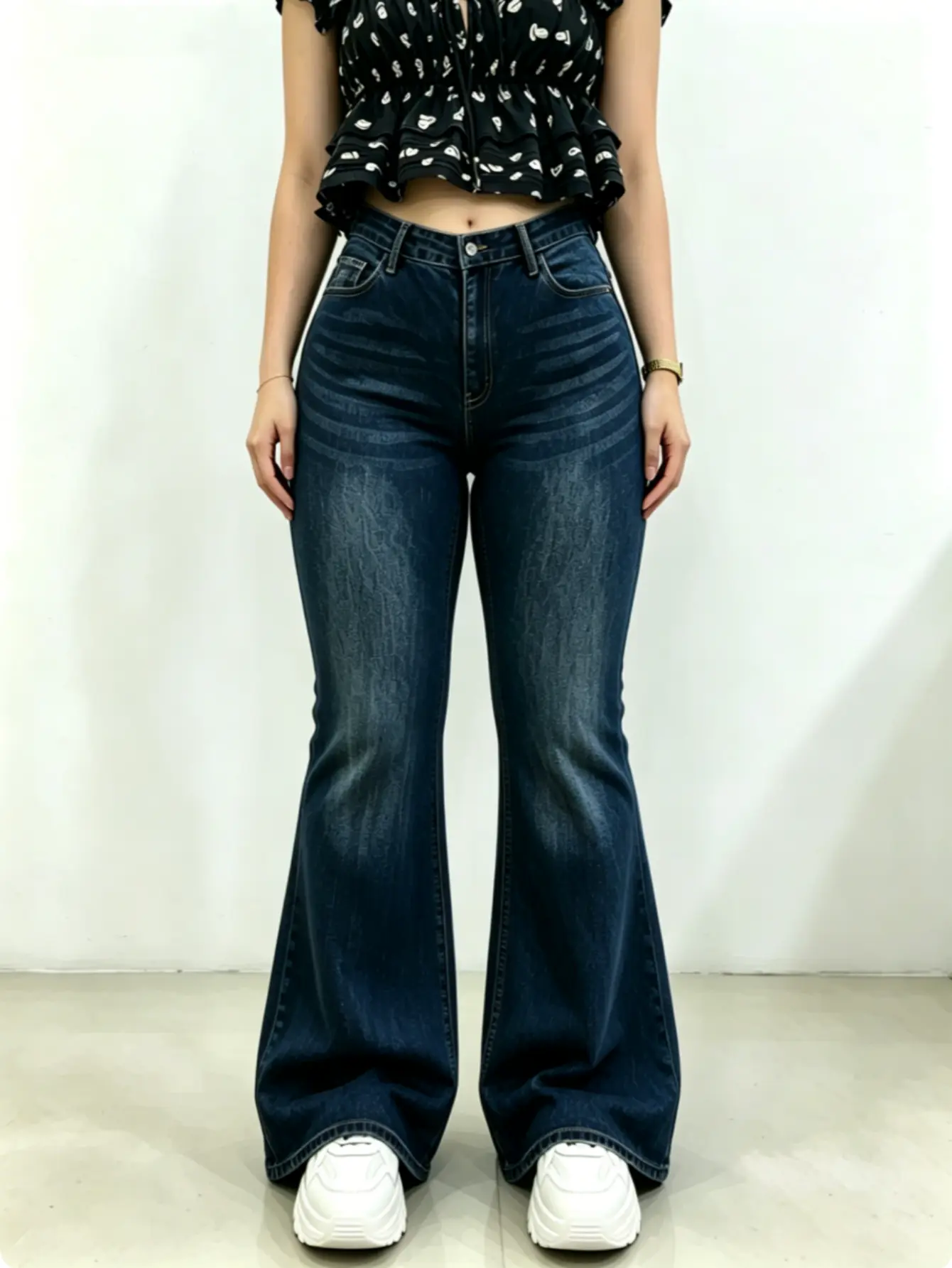 [Plus Size, Size Down] High Waist High Stretchy Zipper Fly Flared Leg Jeans, Casual Comfy Pocket Bell Bottom High Waisted Denim Trousers for Daily Wear, Women's Bottoms for All Seasons WH50