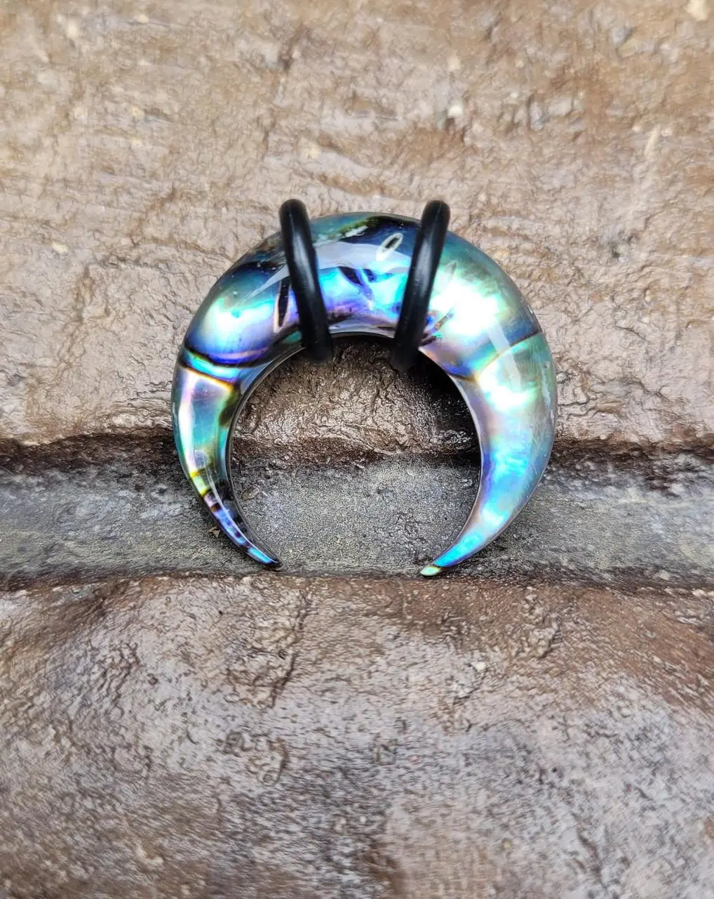 Abalone Shell Pincher Horseshoe Septum Ring Taper Gauge 00g 0g 2g 4g 6g 8g men women gift purple blue big chunky pretty cute single jewelry