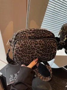 Fashion Versatile Women's Small Bag Multi-Pocket Portable Function Bag Casual Trendy Purses Wallet Shoulder Crossbody Bag Stylish Crossbody Bag Fashionable Crossbody Bag