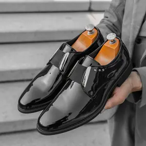 Men's Slip-On Patent Leather Loafers - Pointed-Toe Retro Shoes for Groom Weddings, Business Formal & Summer Street Style (Glossy Flat Sole No-Lace Design) Office Closed Office Weight Bedroom Black Footwear Work
