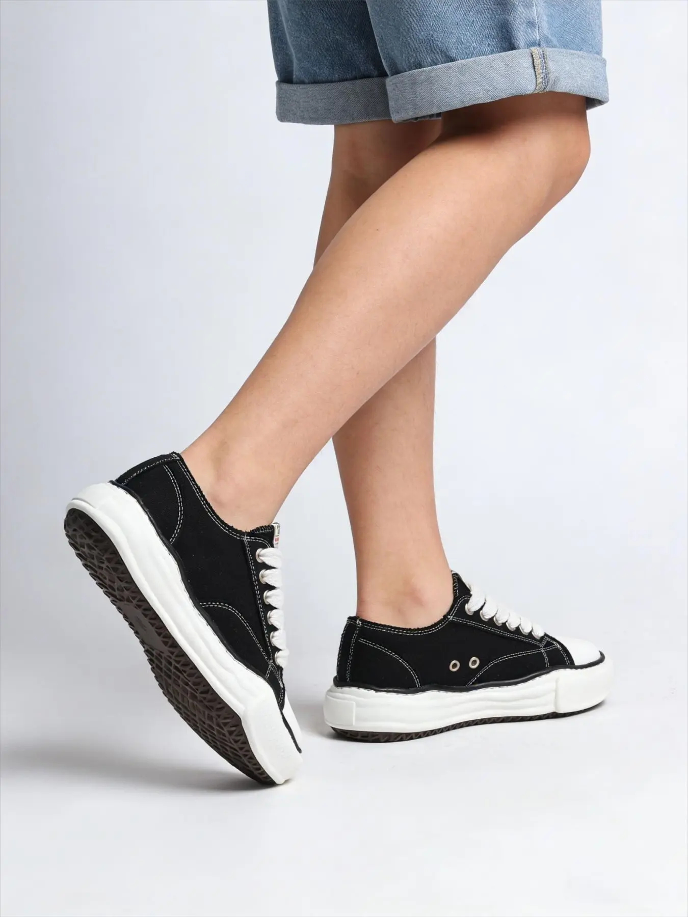 Maison Mihara Yasuhiro 2026 Mmy Classic Non-Slip Lightweight  display picture 2