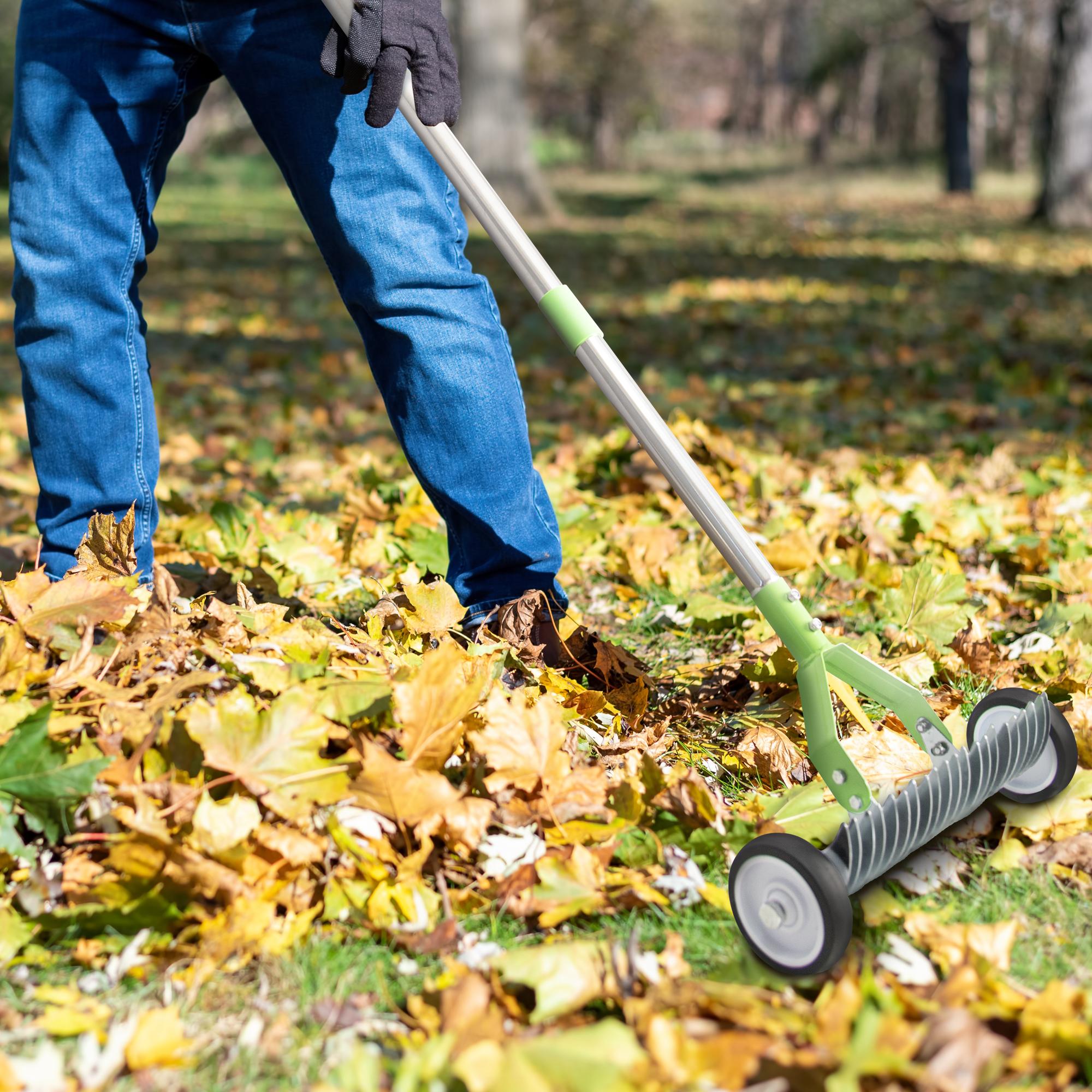 【seckill19%】Lawn rake, adjustable gardening rake head, 38inch to 65inch handle with wheels, 21 and 11 double-sided steel teeth, heavy-duty weeding rake suitable for both cold and warm season lawns, used for landscaping and lawn maintenance (green)
