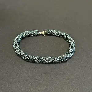Kings Rope Bracelet - Handcrafted with Durable Materials for Everyday Wear