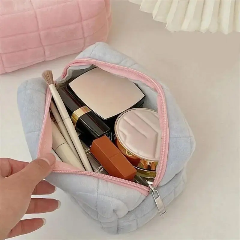 Large Capacity Pink White Blue Plush Makeup Bag Pencil Case Cute Student Storage Bag Soft Multifunctional Cosmetic Bag Organizer