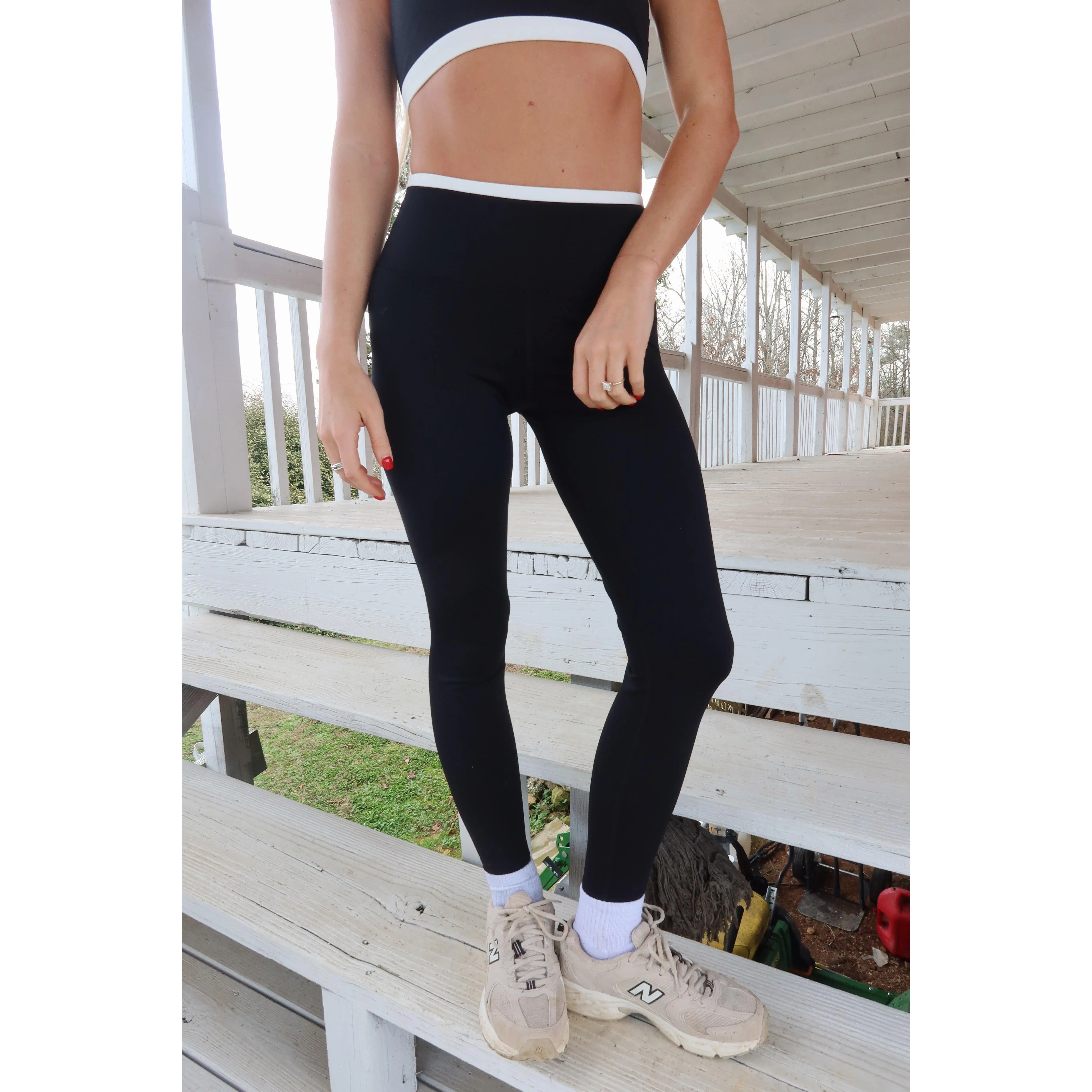 Black Contrast Binding Leggings