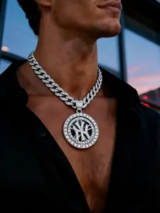 New York Yankees Alloy Full-Diamond Rotatable Pendant Necklace