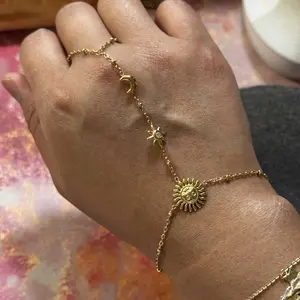 Ladies Bracelet With Diamond Stars And Moons Beaded Finger Chain Hand Chain Bracelet Stainless Steel 18k Gold Plated Waterproof Anti Allergy Elegant Gentle And Shiny Jewelry Matching Pretty Bracelet Elegant Exquisite Jewelry Beautiful Bracelets