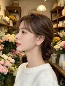 Flower Earrings for Women, Daisy Ear Cuffs, Soft Cartilage Spiral Earrings, Elegant Jewelry for Girls, Perfect Gift Idea