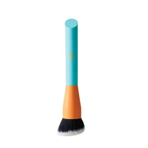 The Mixer Applicator Brush