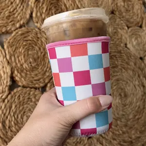 Iced Drink Sleeve - Checkered