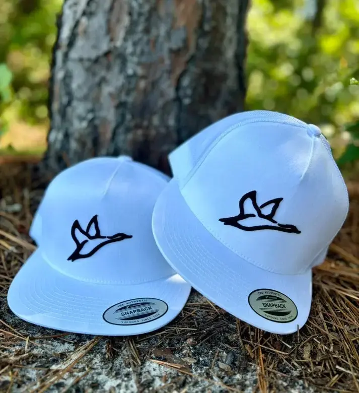 Duck Icon Flying 7 Panel BrackishWhite Trucker Hat, Full Black and White Embroidered Snapback, Adjustable Trucker Cap