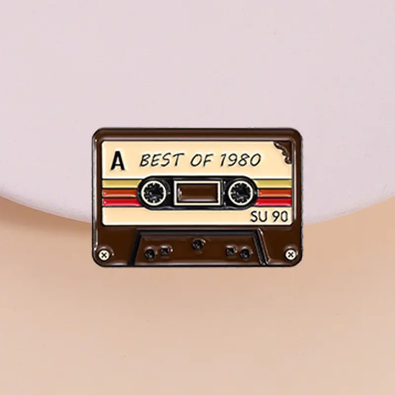 Vintage Tape Retro Music Badge, 80s Classic Style, Best of 1980 Theme, for Nostalgic Music Lovers & Vintage Fans, Fun Collection & Clothing Accessory, Music Enthusiast, Nostalgia, Pin Badge