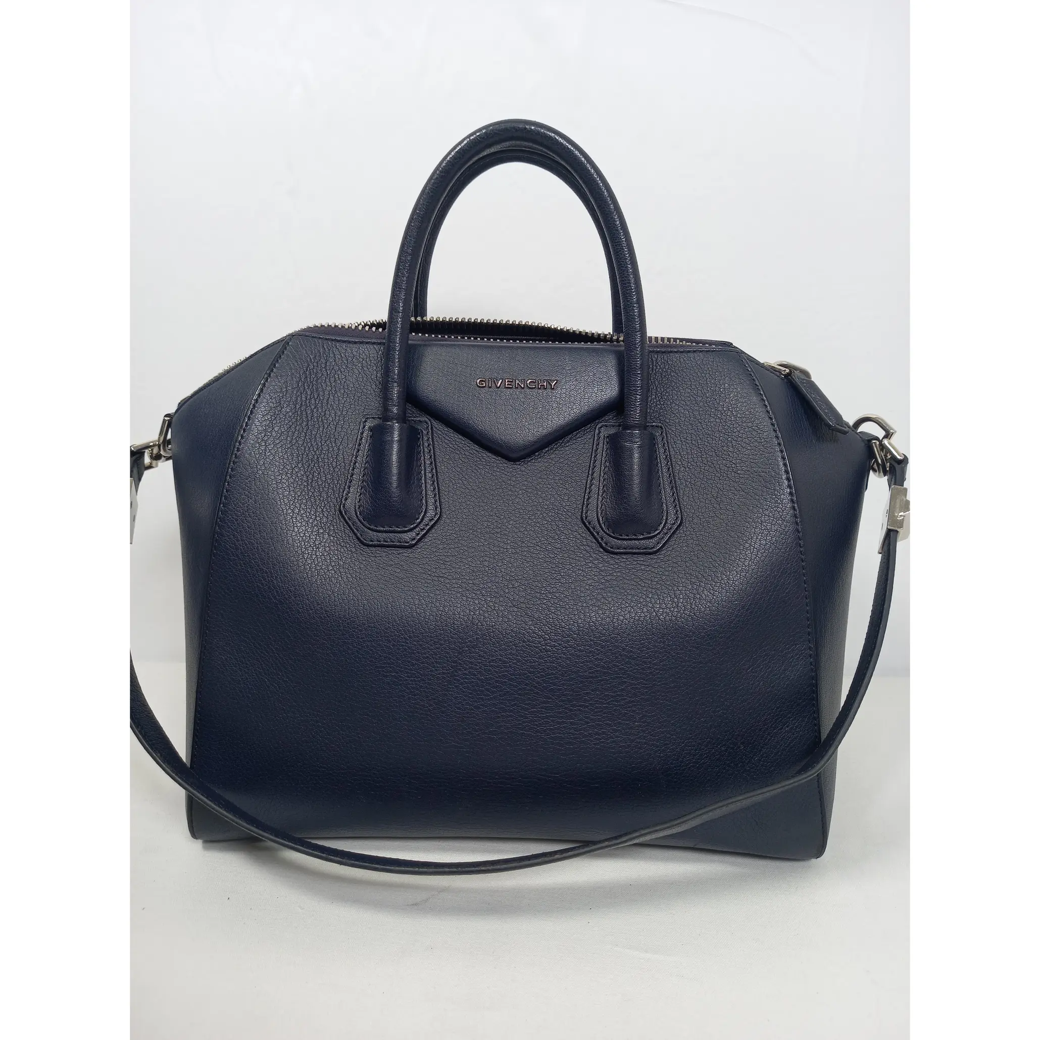 Pre-owned Leather Shoulder Bags M0804P16 Givenchy Antigona Bag (JP)