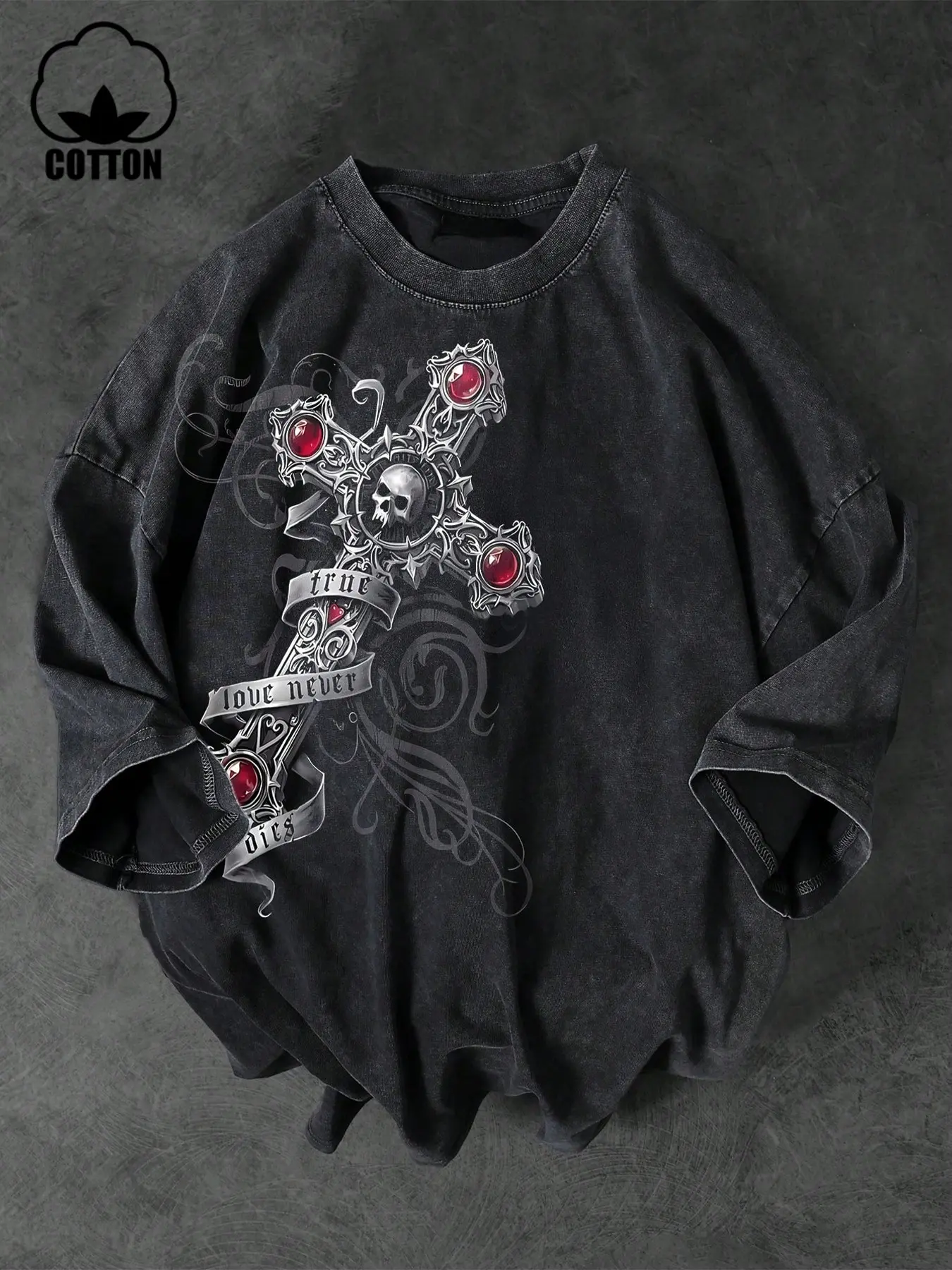 Unisex Oversized Vintage Washed Skull Graphic T-Shirt with Gothic Gem, Essential Y2K Streetwear for Daily Skate and Commute, All-Season Casual Wear