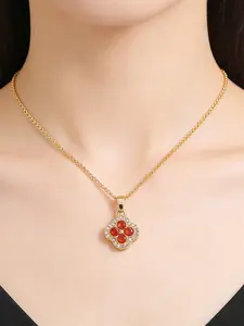Stainless Steel Clover Necklace, Elegant Design, Multiple Colors Available, Durable Jewelry, Ideal Gift, Perfect for Daily Wear
