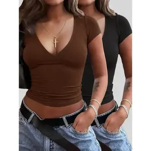 Women’s solid-color plunge-neck fitted cropped tee, casual fashion short-sleeve top for daily wear, ladies summer clothing