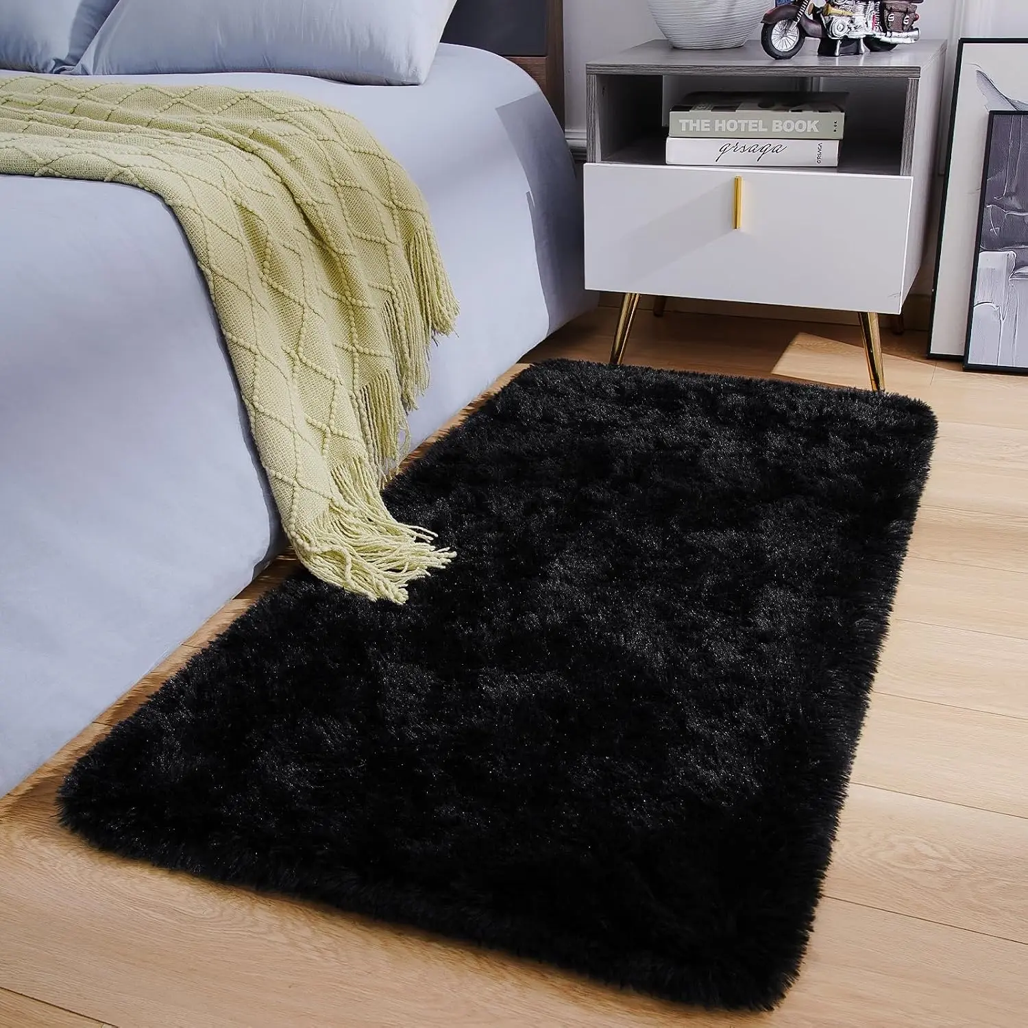 GTHREED Polyester Solid Black Minimalist Fluffy Non-Slip Rug - Multi-Size Cozy Indoor Floor Decor for Bedroom, Living Room, Rugs For Bedroom, Living Room Rugs