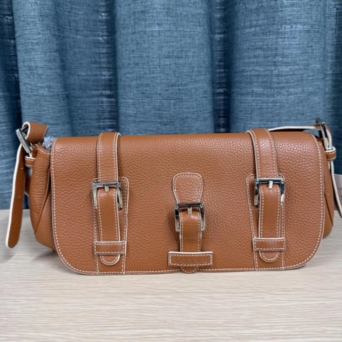 Pre-owned Loewe As Shown Shoulder Bags Vintage Grained Leather Shoulder Bag 33124