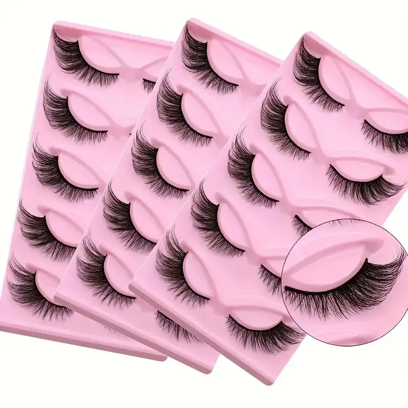 Verdalis 3 Packs of 15 Pairs Long Cat Eye Lashes Wispy Elongated Thick Dramatic False Eyelashes for Sultry Look Reusable Strip Lashes for Glamorous Eye Makeup Christmas Gift Cosmetic Clear