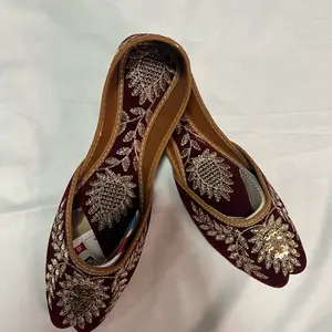 Jutti Indian Shoes for Women - Comfortable Casual Sandal with Intricate Embroidery and Vibrant Designs, Round Toe for Summer Wear. (NO REFUND OR EXCHANGE)