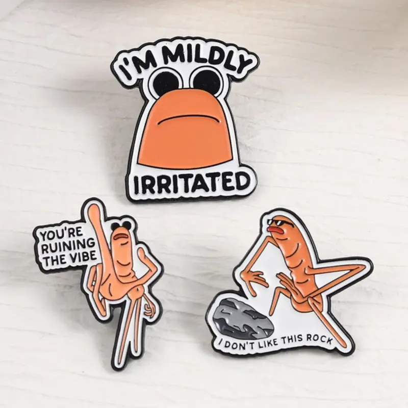 3-Piece Marcus Worm Cartoon Enamel Lapel Brooch Set, Vrchat Classic Meme Character, Durable Alloy Decor Pins, Cute Animal Design Badge, Unisex Daily Jewelry, Clip