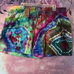 (183) Tie Dye Shorts
