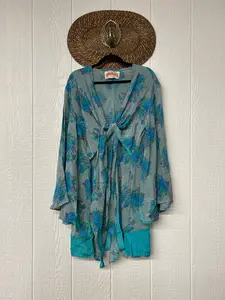 Crepe Sari Shortie Spellbound Kimono 0426 039