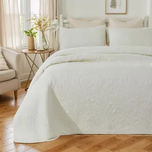 Size Quilt Set  Cream Pale Yellow Quilt Set  Farmhouse Damask Matelasse Coverlet Set 3-