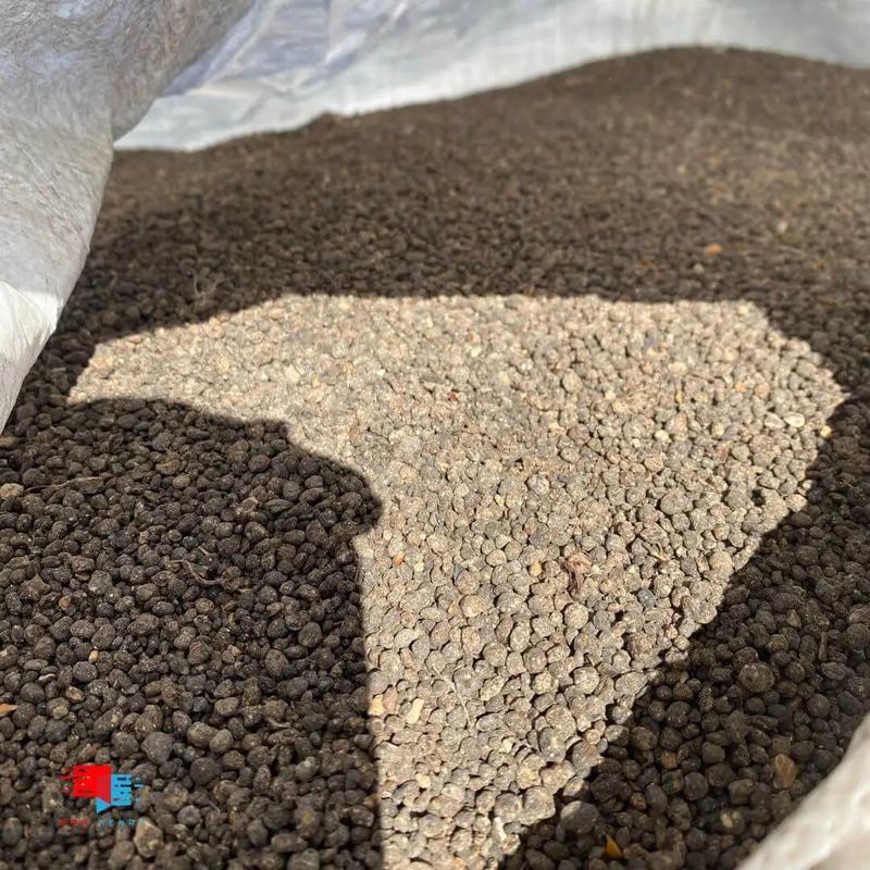 Organic Lawn Fertilizer and Biostimulant - 4-4-4