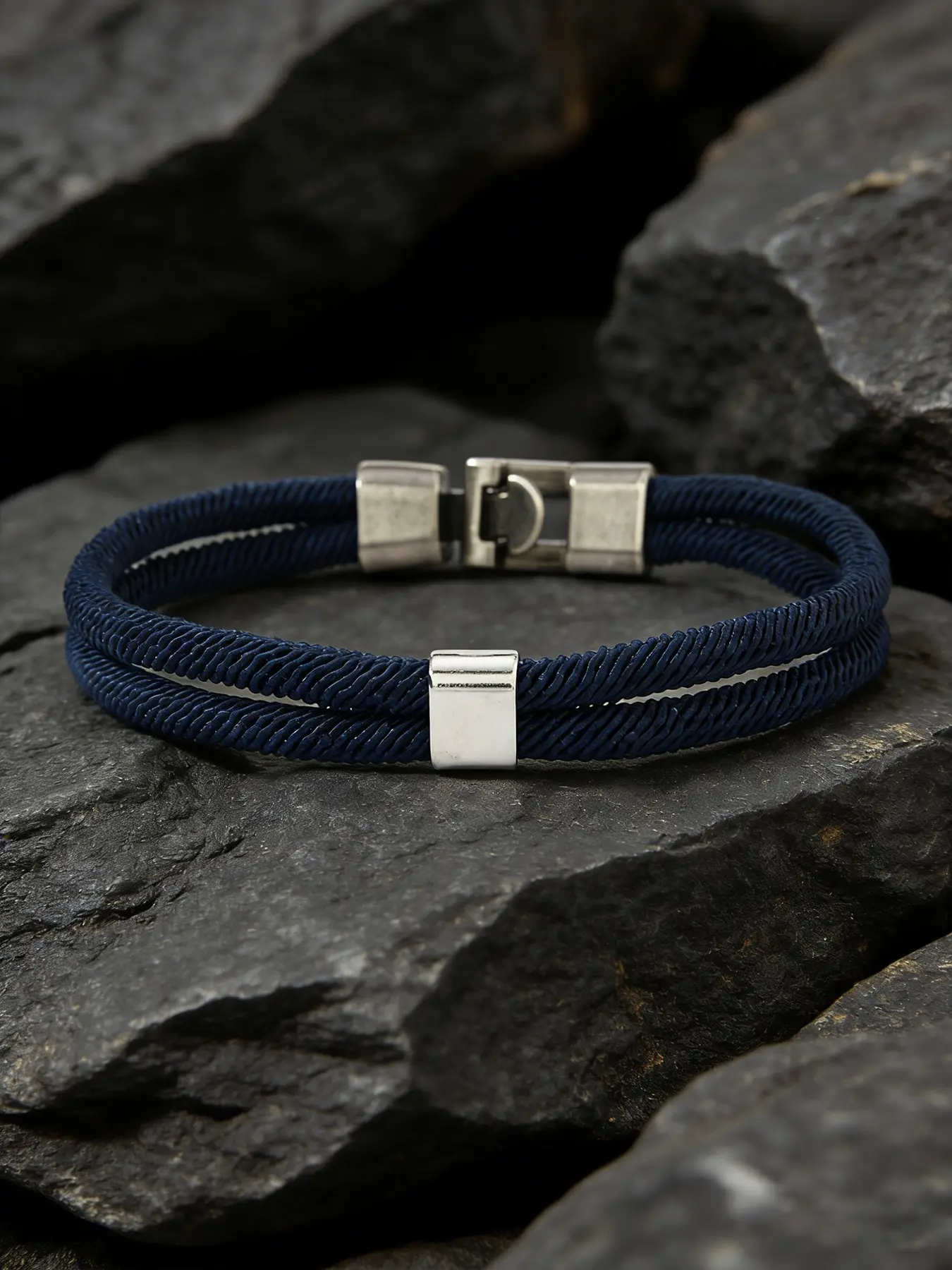Men's Braided Nylon Rope Bracelet with Stainless Steel Magnetic Buckle, Durable and Easy to Wear, Daily Commute Gift, Outdoor Sports Style, Adjustable Bracelet